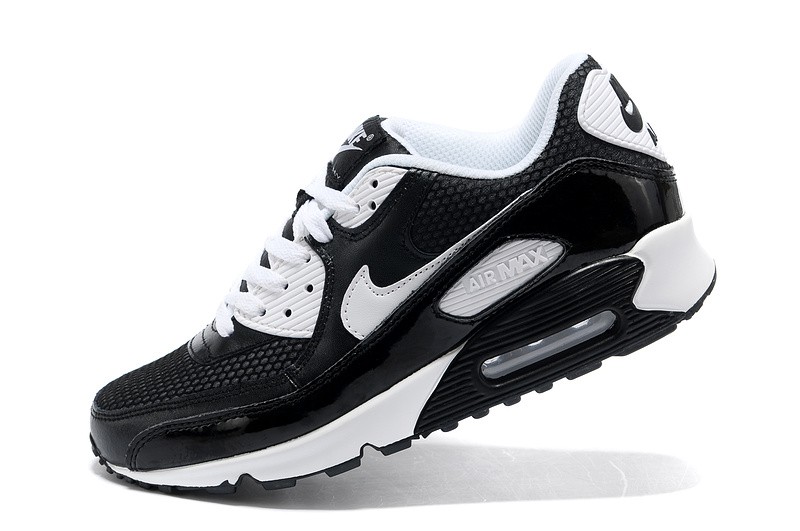 basket noir et blanche homme
