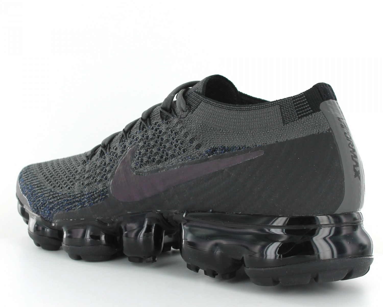 vapormax noir solde